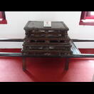 Die hölzerne Sänfte eines Mönchs im Somdet Phra Narai National Museum